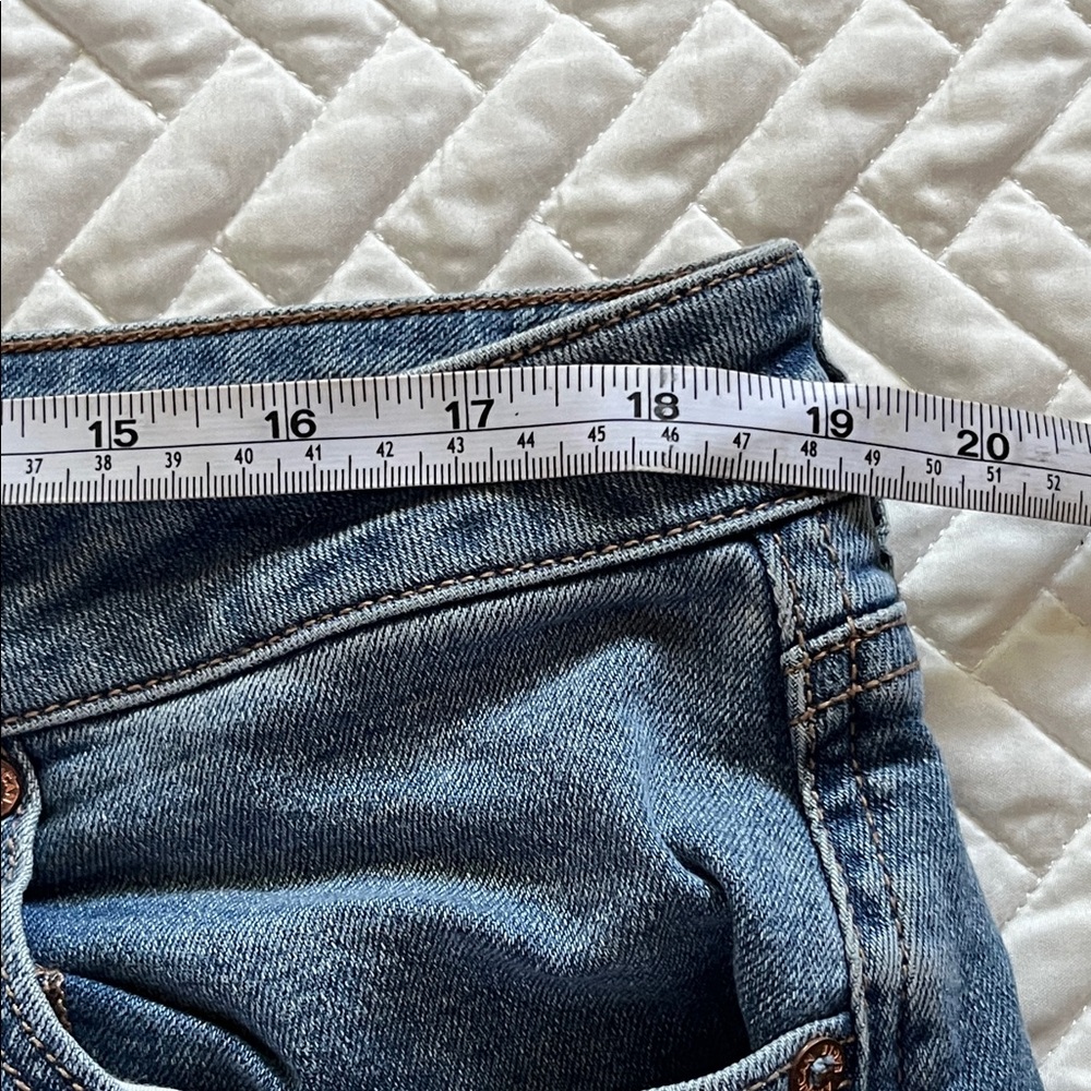 American Eagle mom jeans - Picture 9 of 12